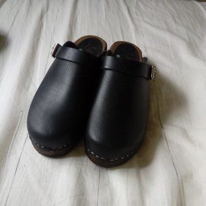Lotta from Stockholm clogs